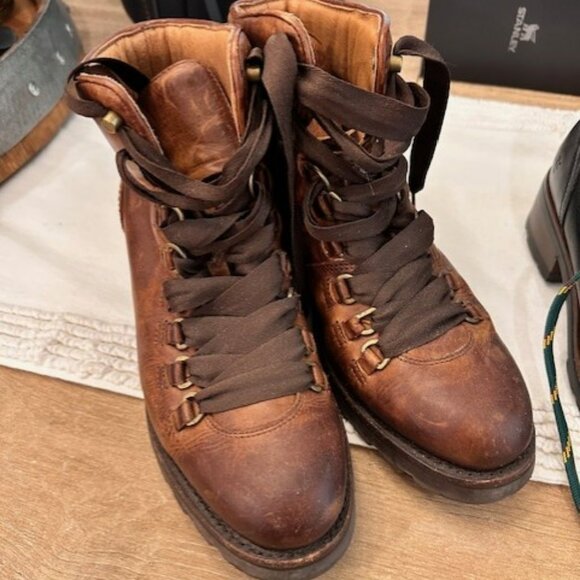 Brown leather Frye Alta Hiker boots - Picture 1 of 2